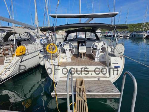 Bavaria Cruiser 51 Style ficha tecnica 